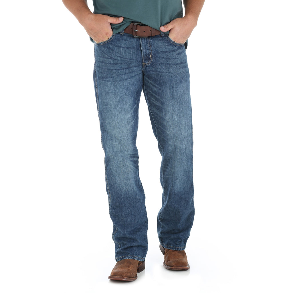 Wrangler Men's Retro® Boot Cut Jean - Pete's Town Western Wear